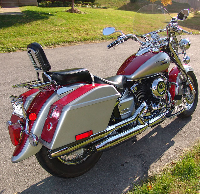 Yamaha V-Star 650 with Hardbags.com saddlebags